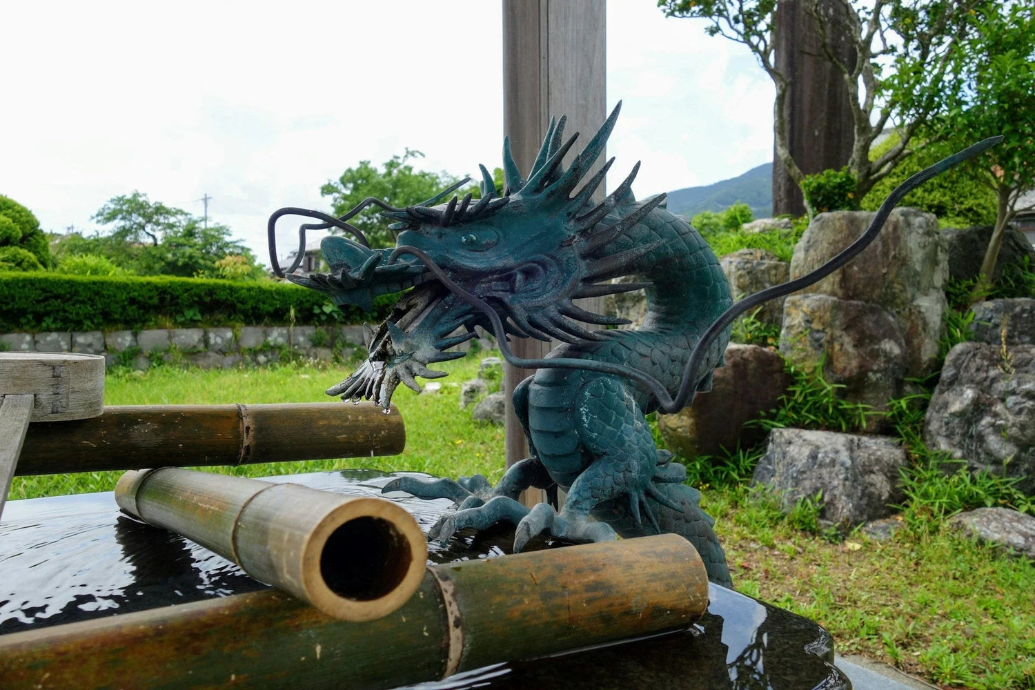 Le Dragon Japonais : Une Immersion Mythologique et Culturelle - Déco Gaming