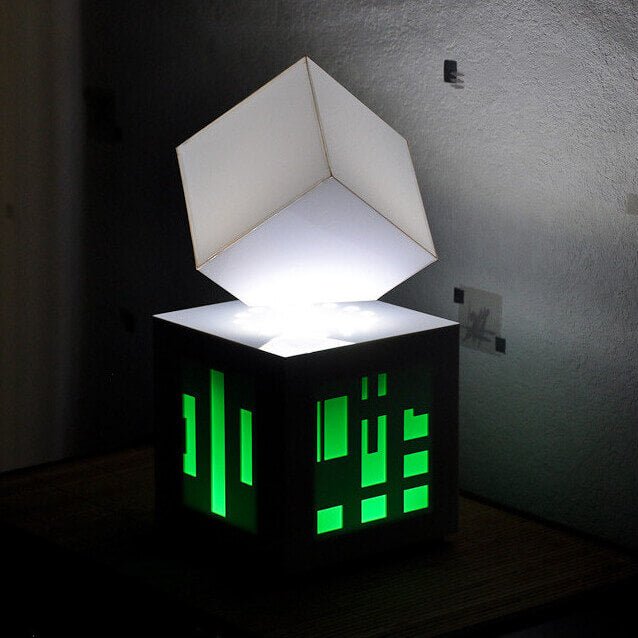 Lampe Lévitation Cube enceinte intégrée - Déco Gaming