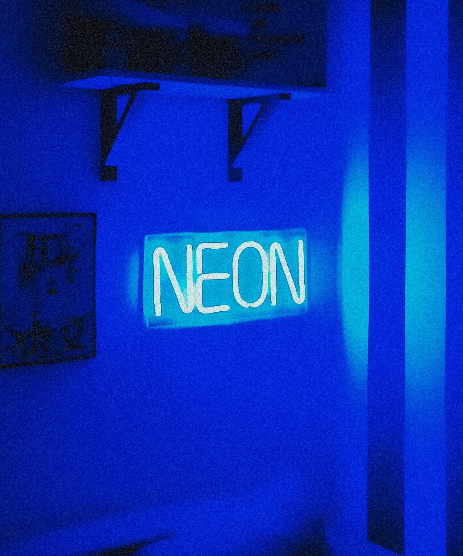 Actania LED Neon Game Icon - Décoration - Chambre - LED de haute qualité -  ABS 